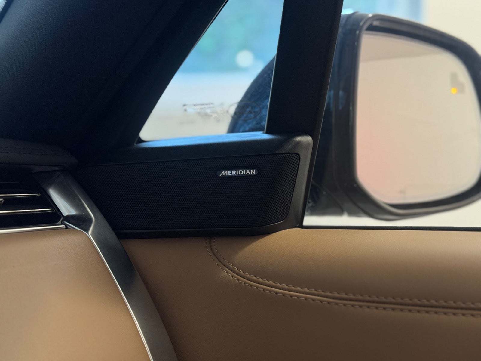 Land Rover – Range Rover