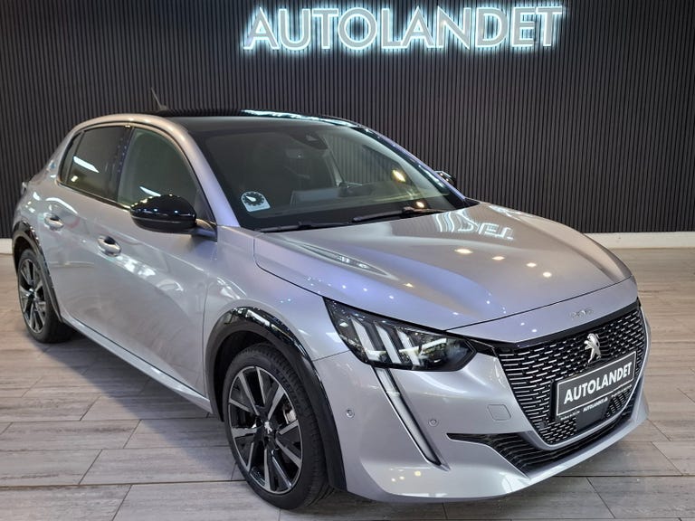Peugeot e-208 GT