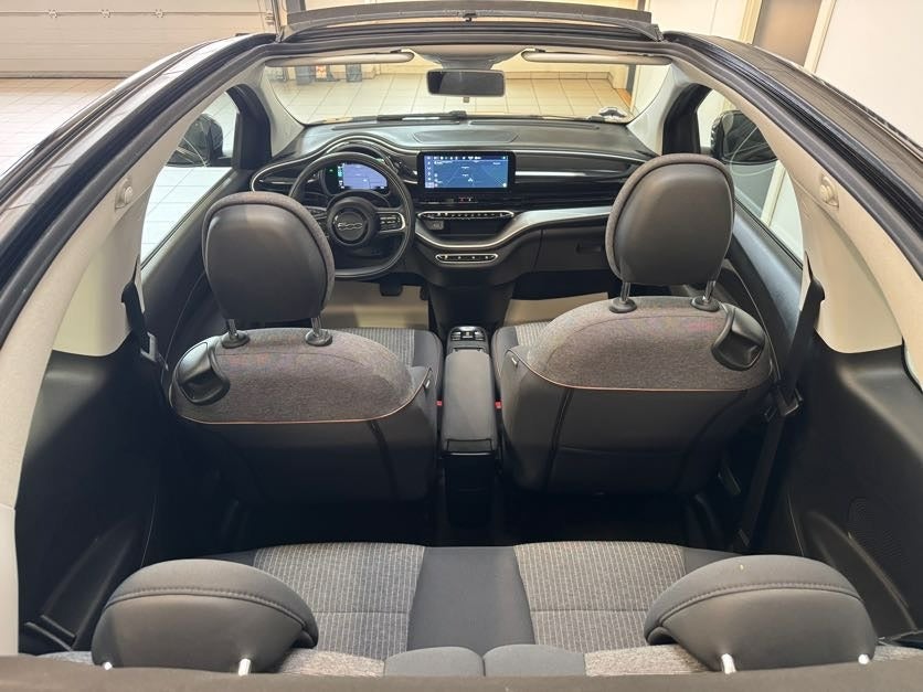 Fiat 500e Icon Cabrio