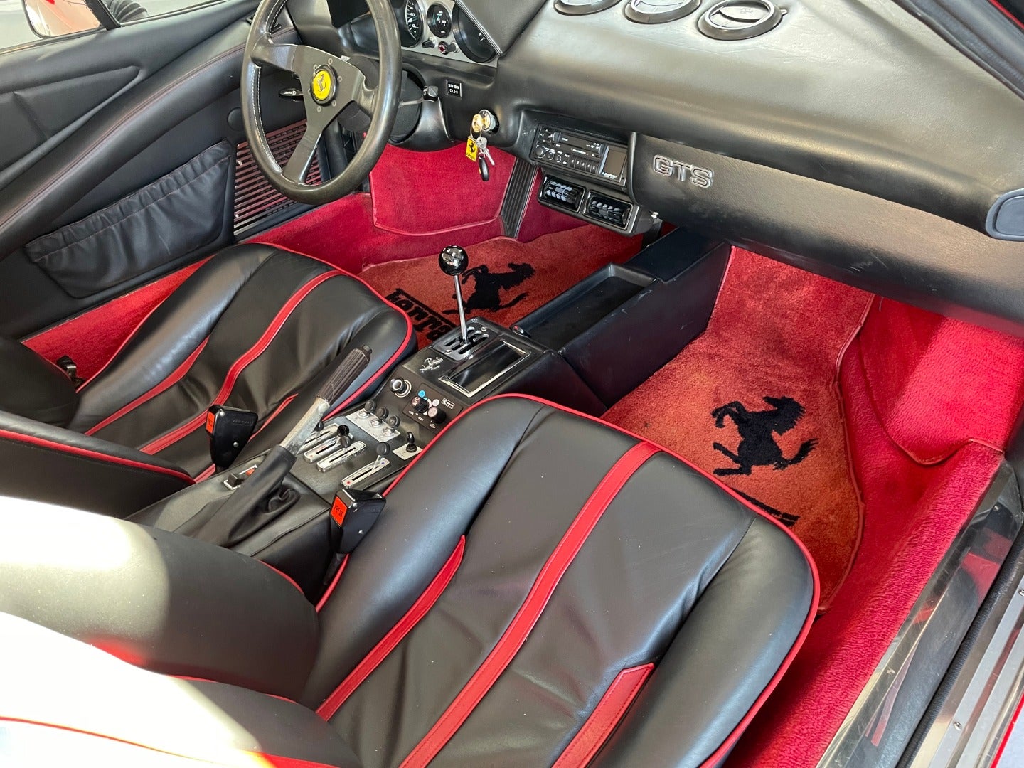 Ferrari 308 GTS - 9