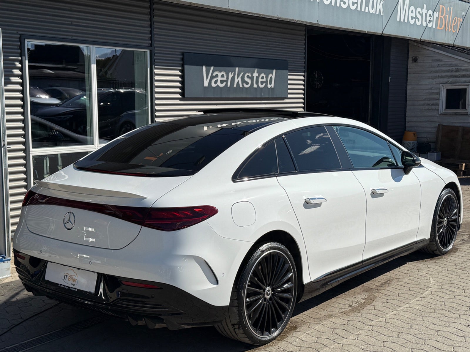 Mercedes EQE350 AMG Line Premium Plus