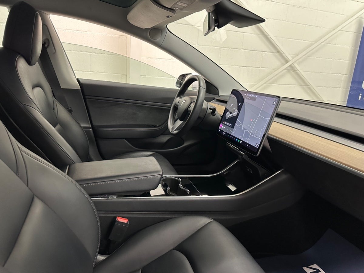 Tesla Model 3 2019