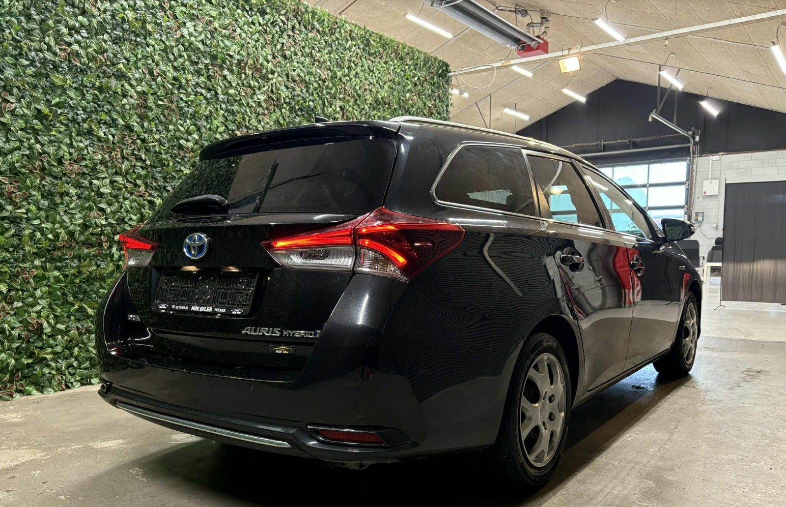 Billede af Toyota Auris 1,8 Hybrid H2 Touring Sports CVT