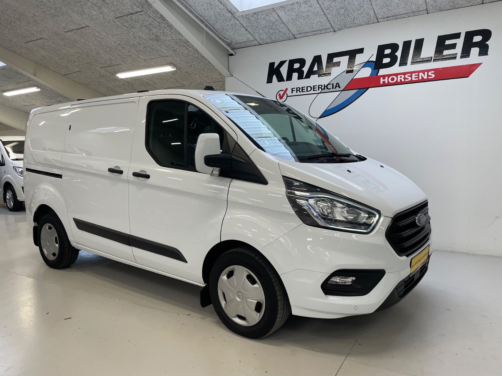 Billede af Ford Transit Custom 300L 2,0 TDCi 130 Trend aut.