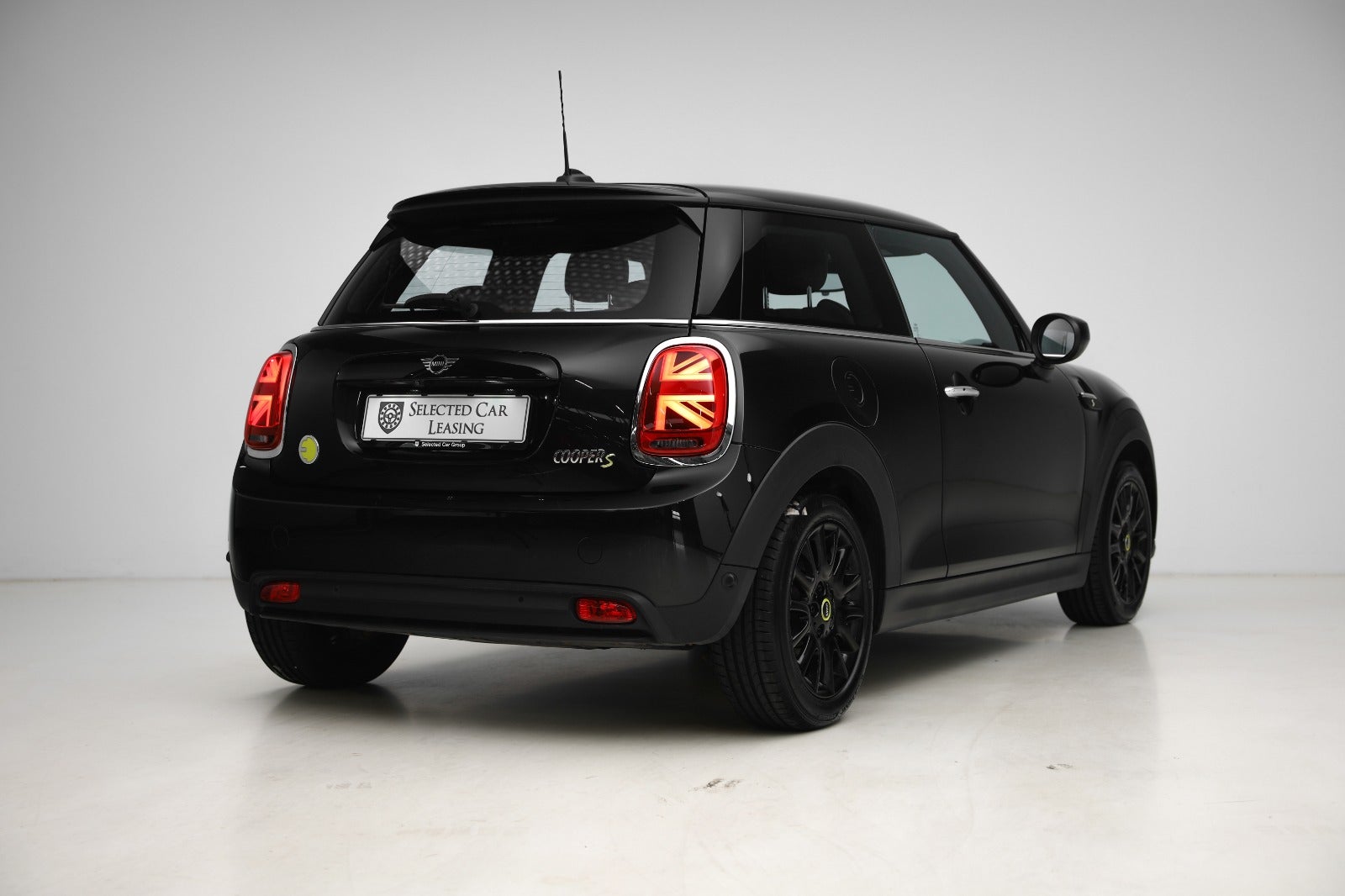 MINI Cooper SE Classic Trim