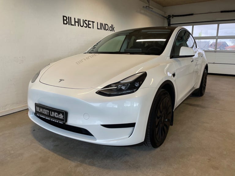 Tesla Model Y RWD