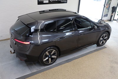 BMW iX xDrive40 Fully Charged