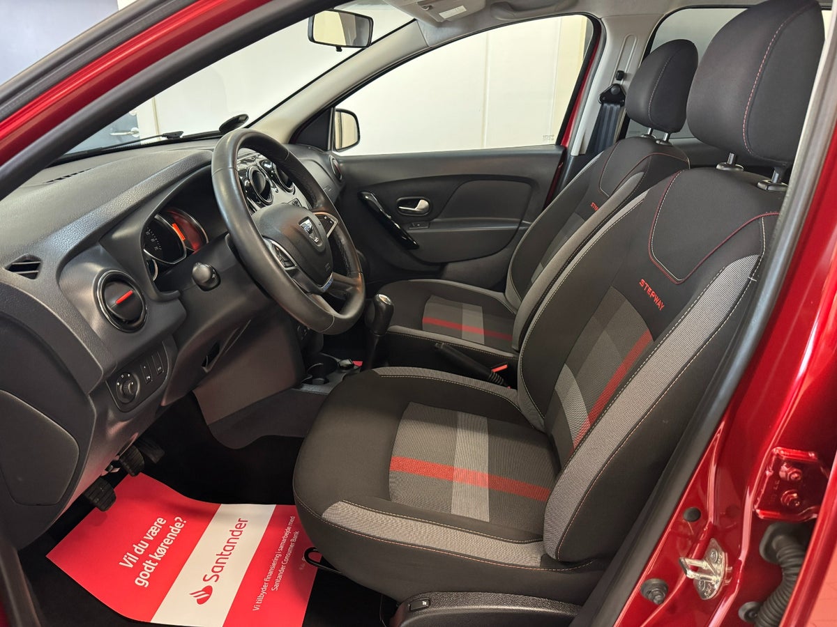 Dacia Sandero Stepway TCe 90 Dacia Sandero Stepway TCe 90
