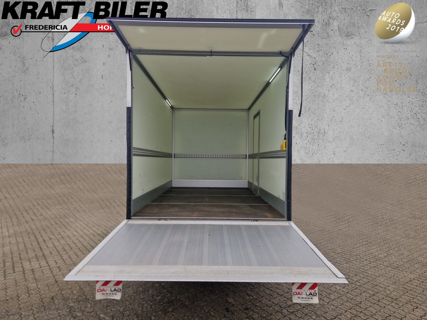 Billede af Renault Master IV T35 2,3 dCi 165 Alukasse m/lift Tekno