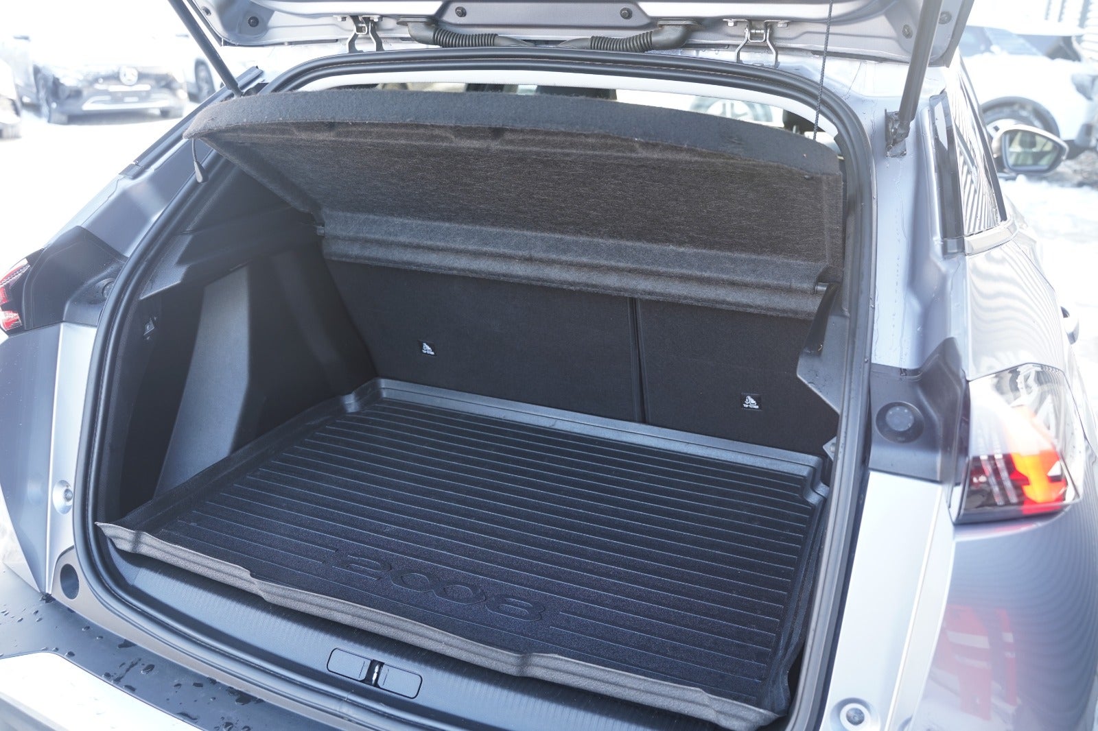 Billede af Peugeot 2008 1,5 BlueHDi 100 Edition:210+