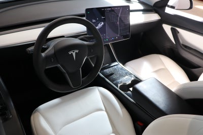 Tesla Model 3 Performance AWD