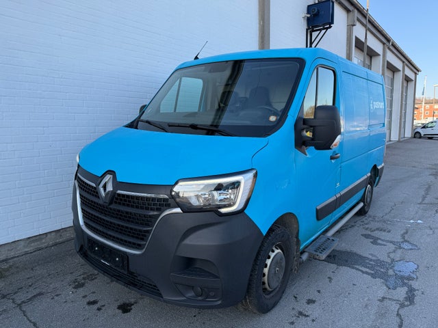 Renault Master IV T33