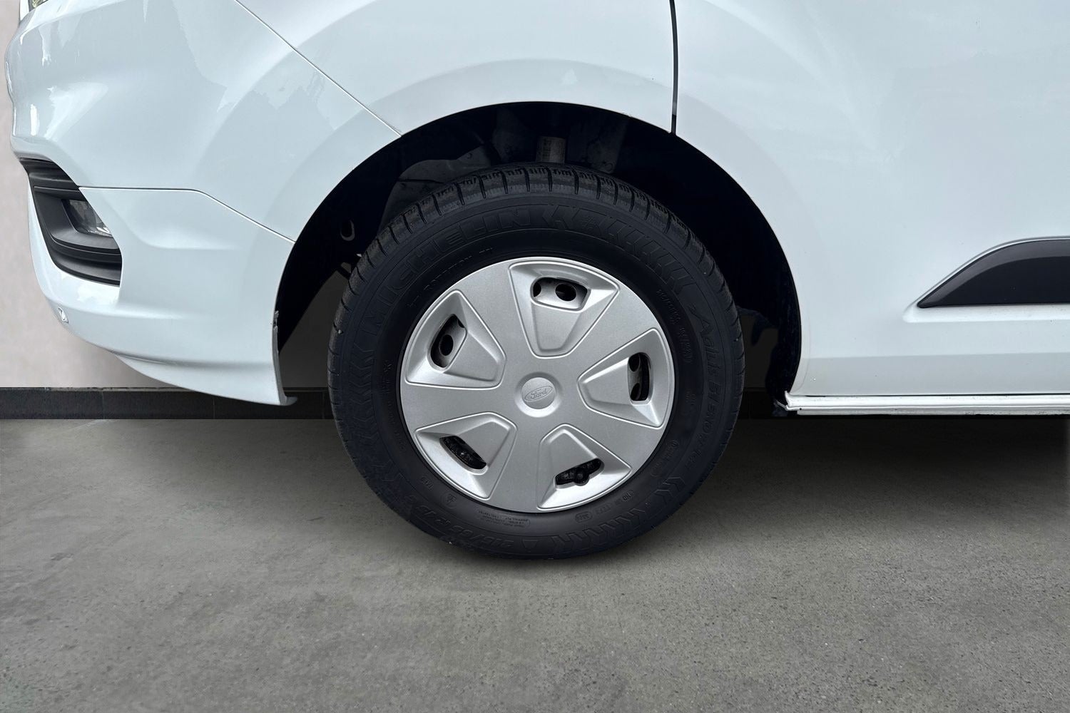 Billede af Ford Transit Custom 320L 2,0 TDCi 130 Trend