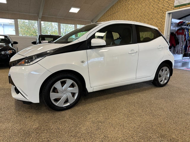 Toyota Aygo 1,0 VVT-i x-play
