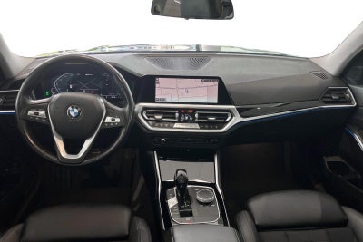 BMW 330e Touring Sport Line aut.