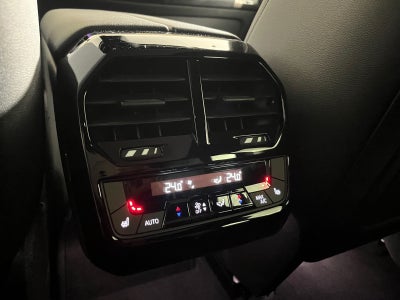 BMW iX xDrive50 Supercharged