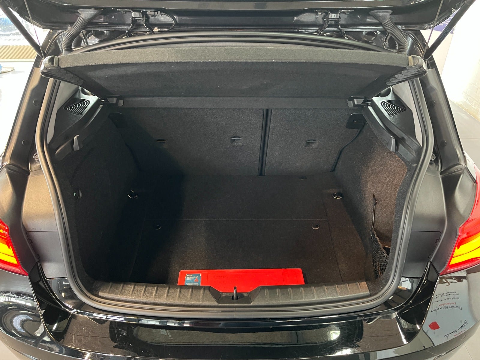 Billede af BMW 118i 1,5 Connected aut.