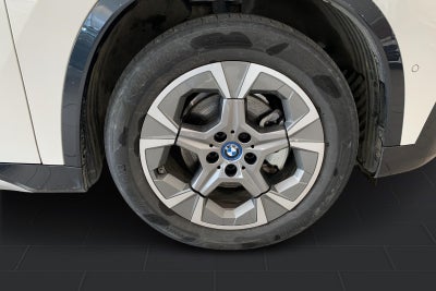 BMW iX1 eDrive20 X-Line