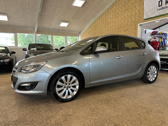 Opel Astra 1,4 T 140 Enjoy