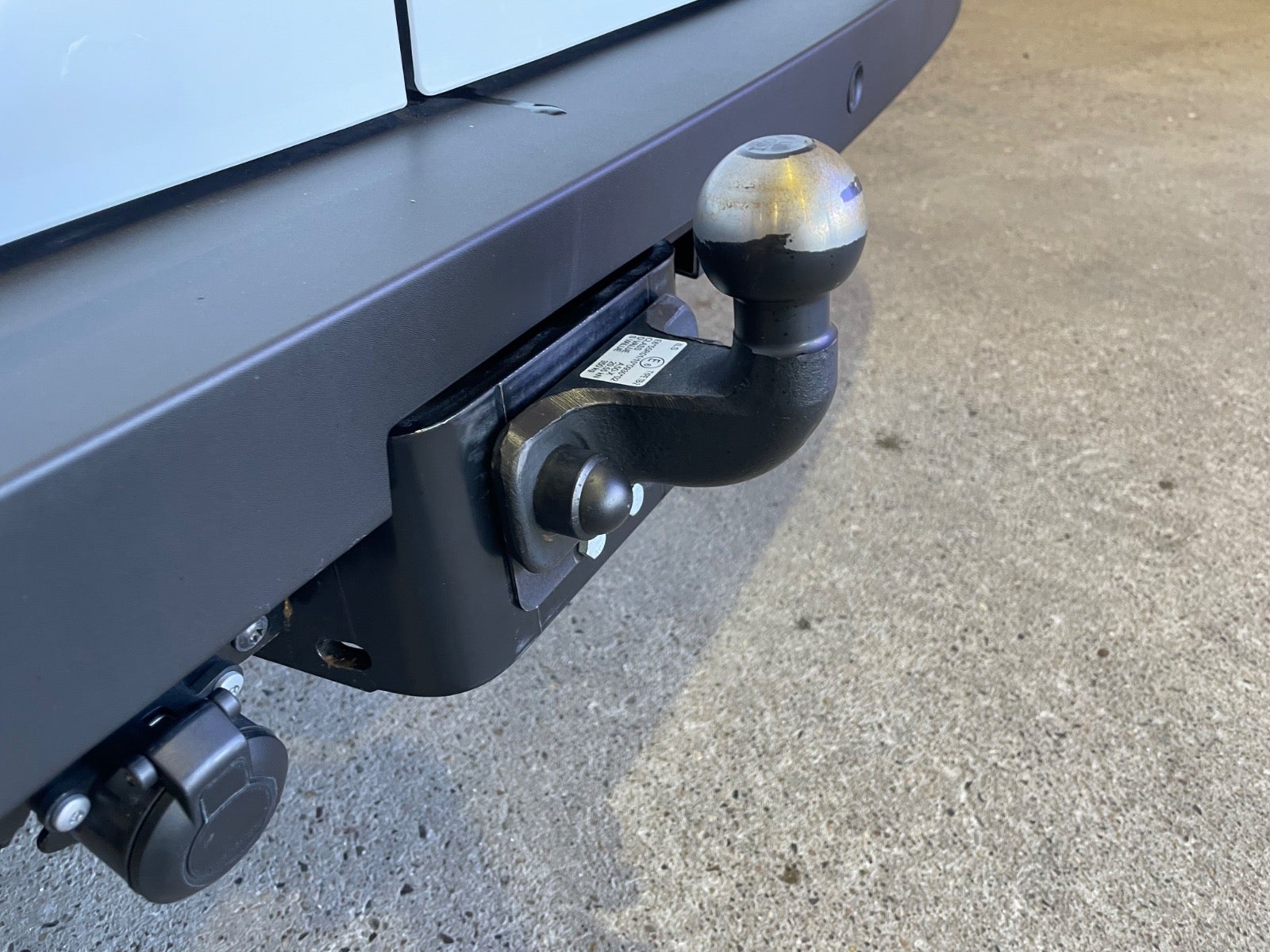 Renault Master V T35 E-Tech L2H2 Kassevogn Tekno