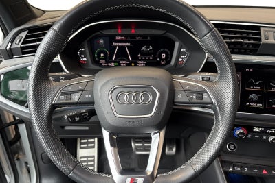 Audi Q3 TFSi e Attitude plus S-tr.