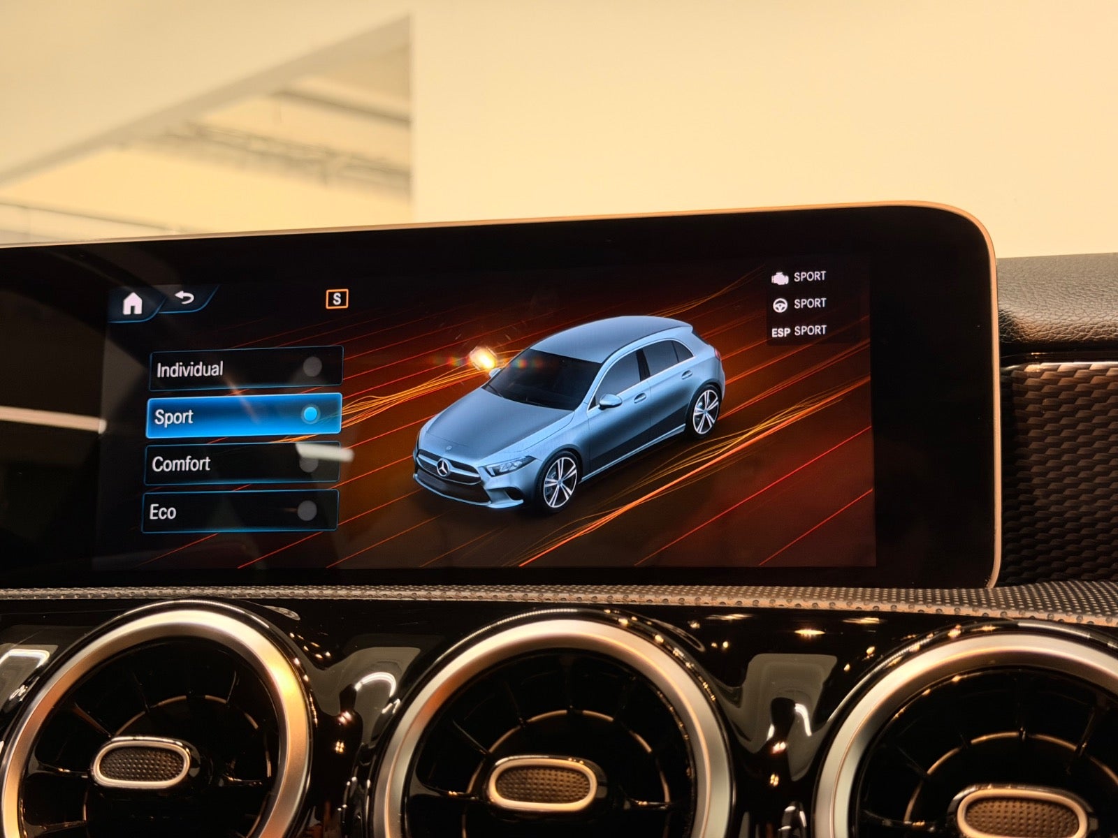 Billede af Mercedes A180 d 1,5 Business Progressive Line aut.