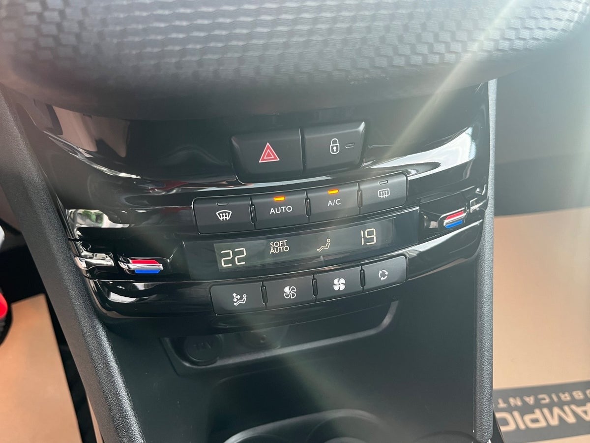 Billede af Peugeot 2008 1,2 e-THP 110 Edition+