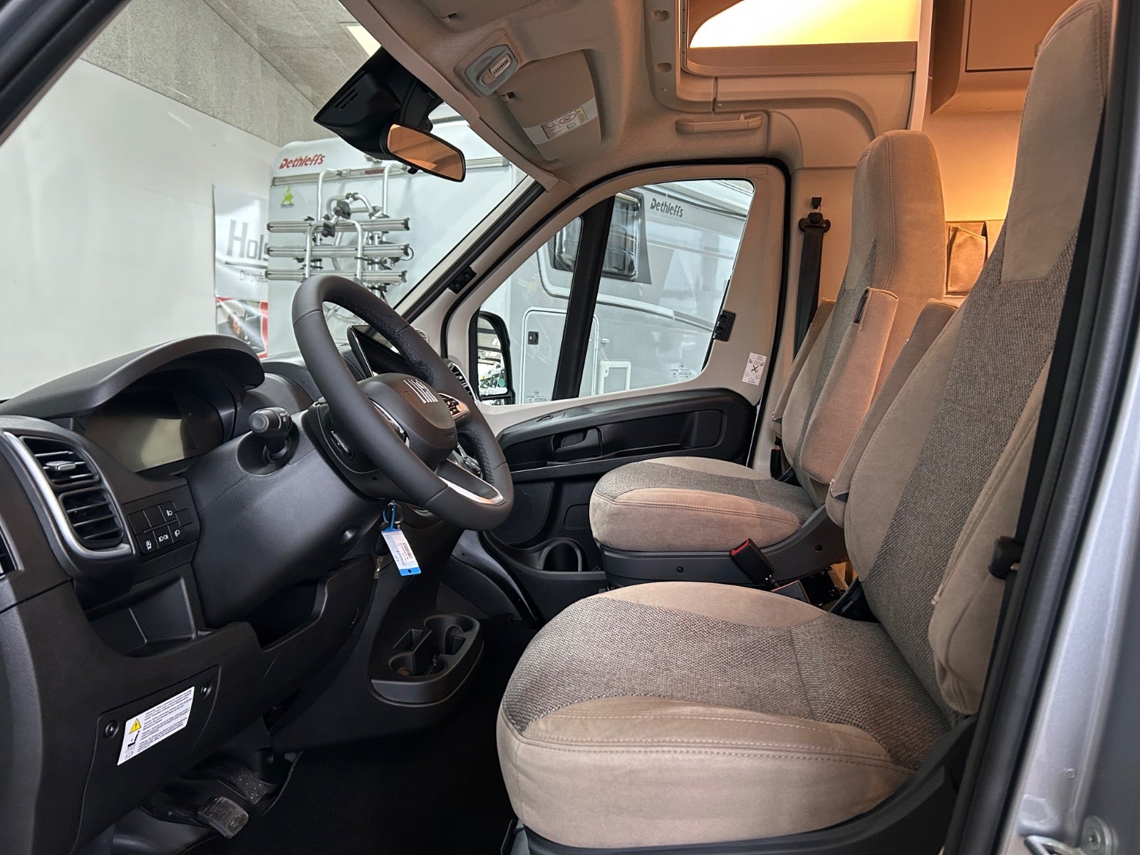 Carado T328 PRO+ JTD 140 aut.