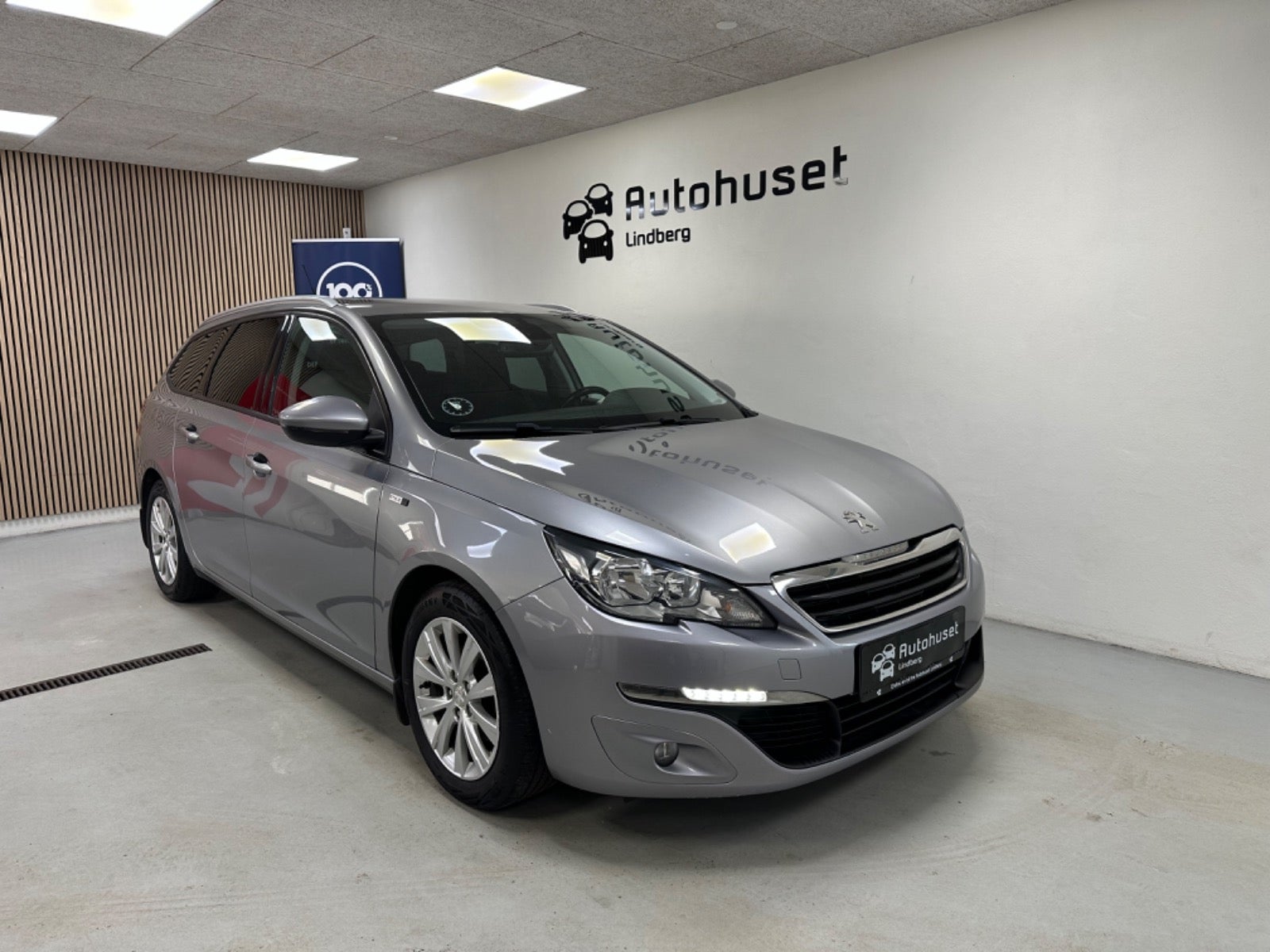 Peugeot 308 2016