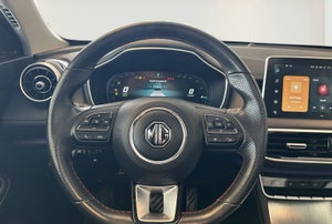 MG EHS PHEV Luxury