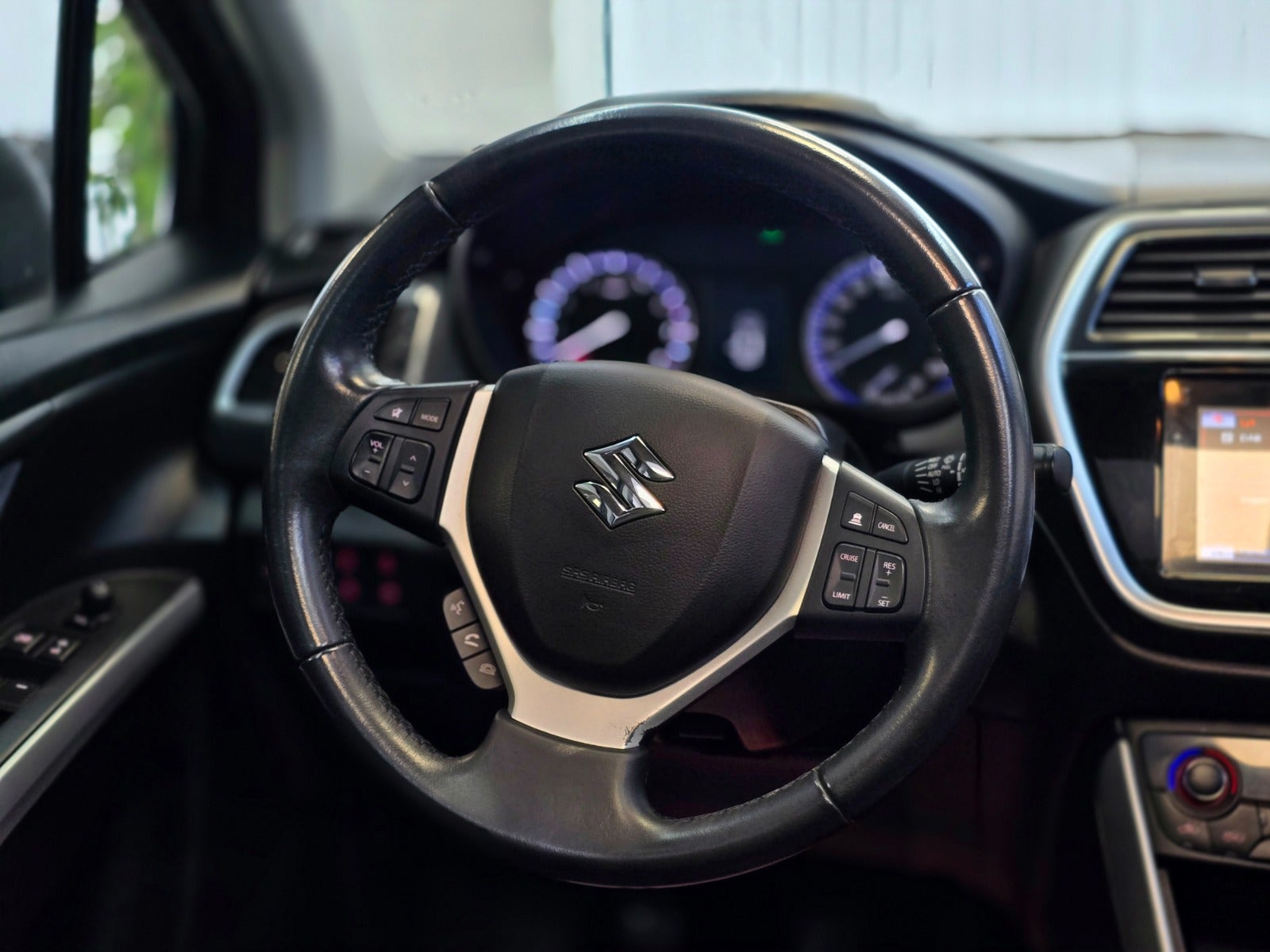 Billede af Suzuki S-Cross 1,4 mHybrid Adventure