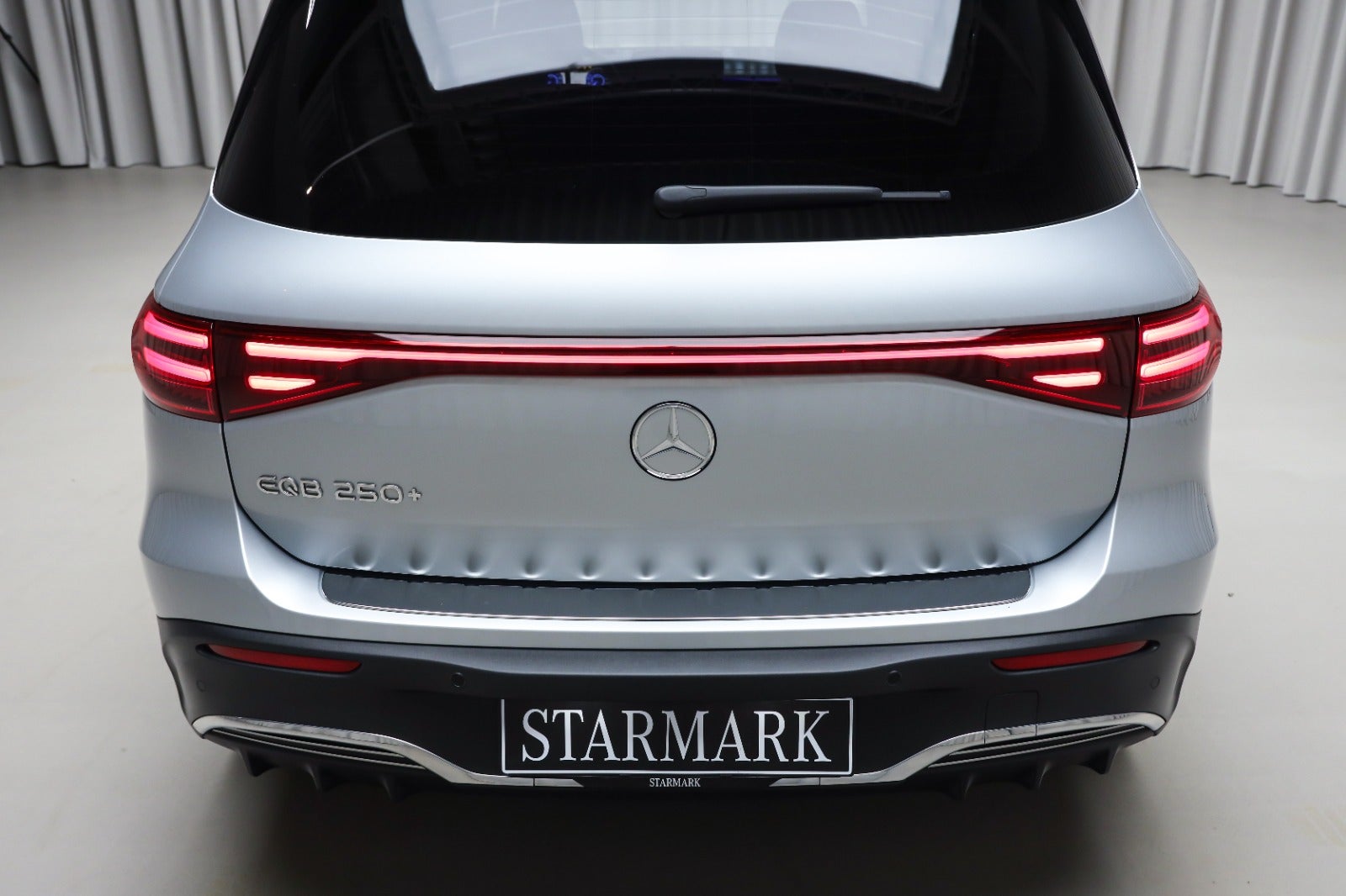 Mercedes-Benz EQB 250+