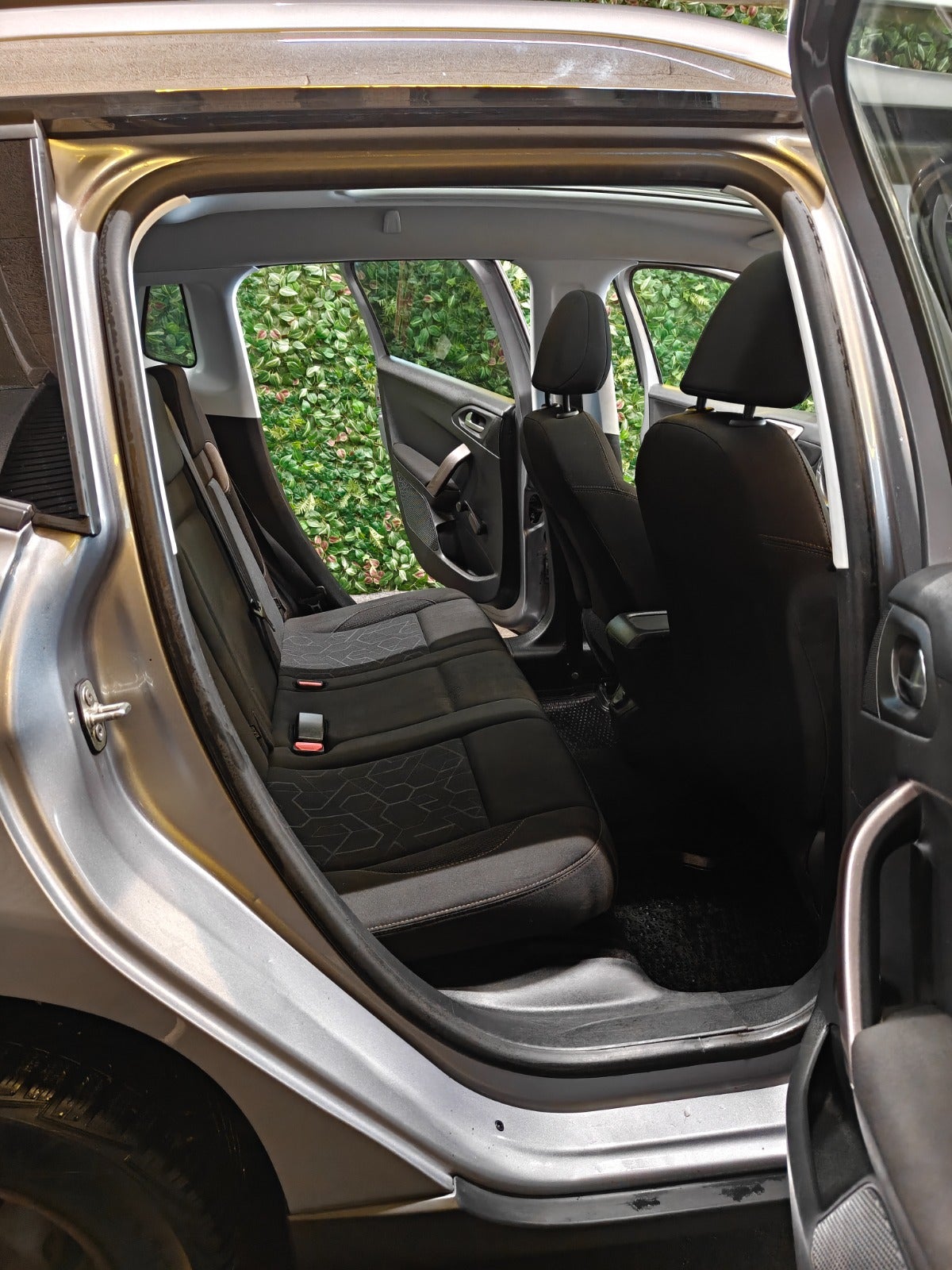 Billede af Peugeot 2008 1,6 e-HDi 92 Active Sky ESG