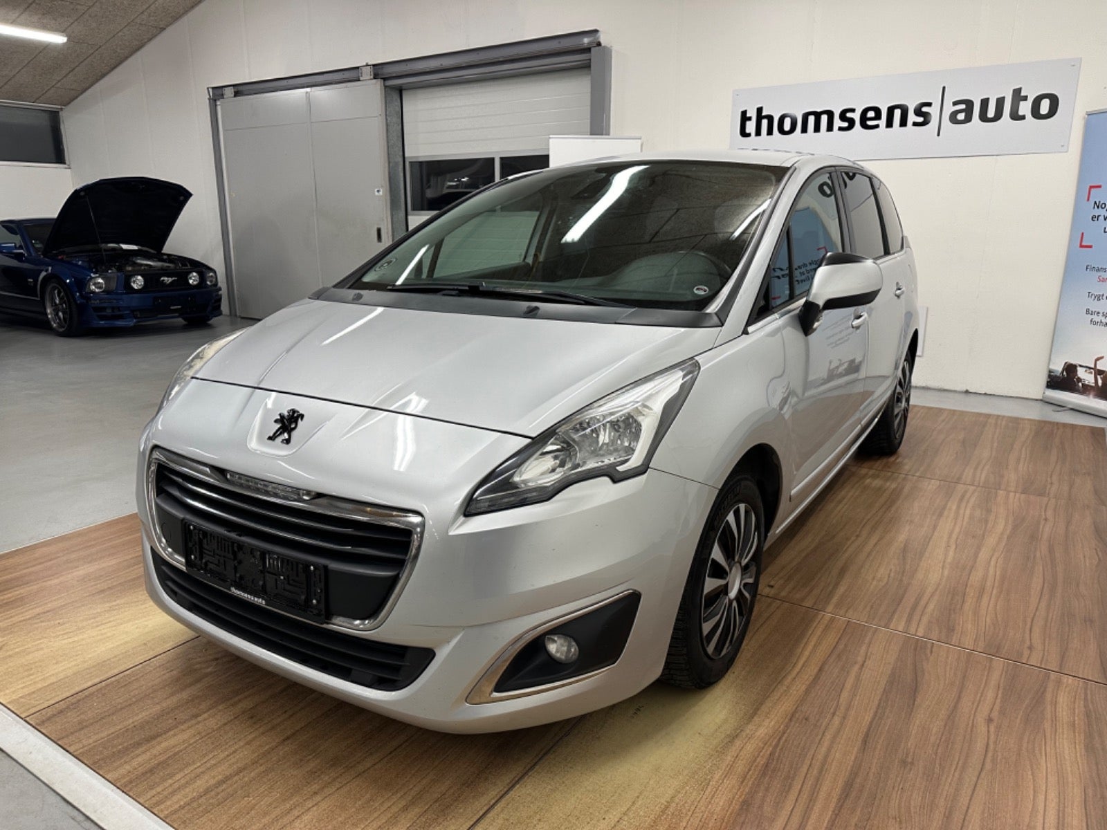 Peugeot 5008 2014