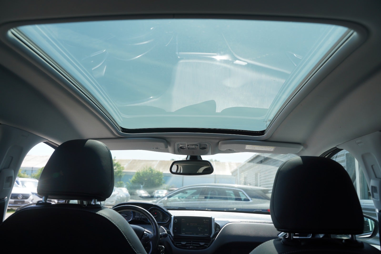 Billede af Peugeot 2008 1,2 e-THP 110 Selection Sky