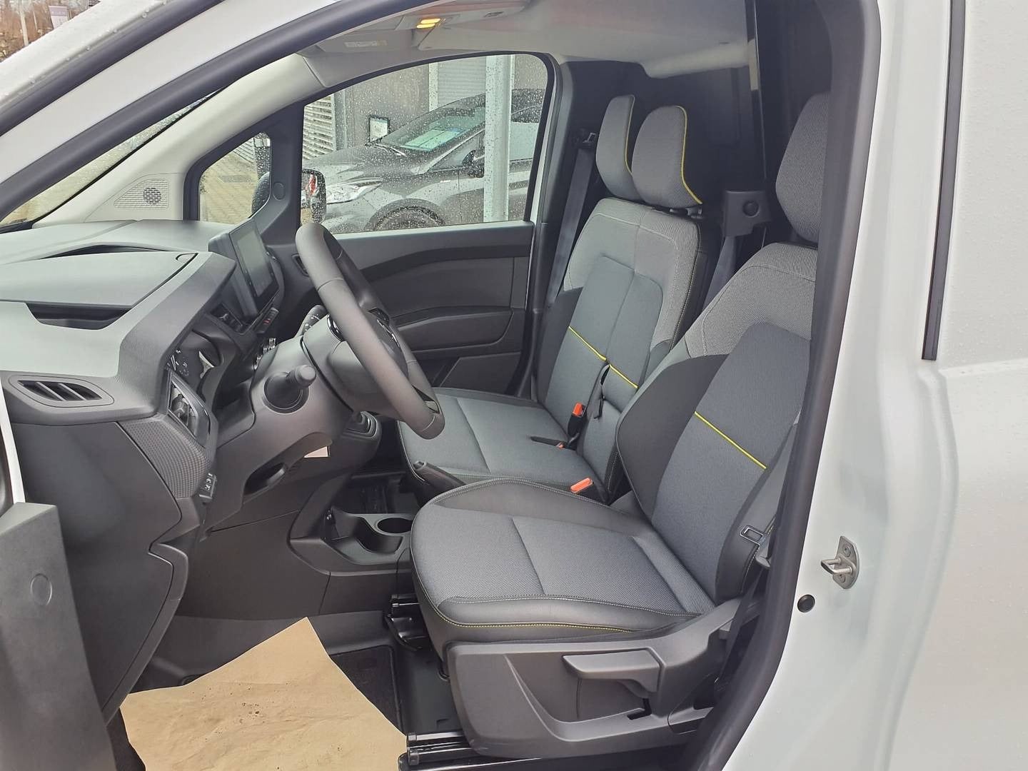 Renault Kangoo E-Tech L2 Van