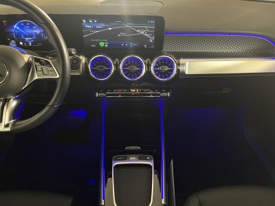 Mercedes EQB250+ Progressive Van