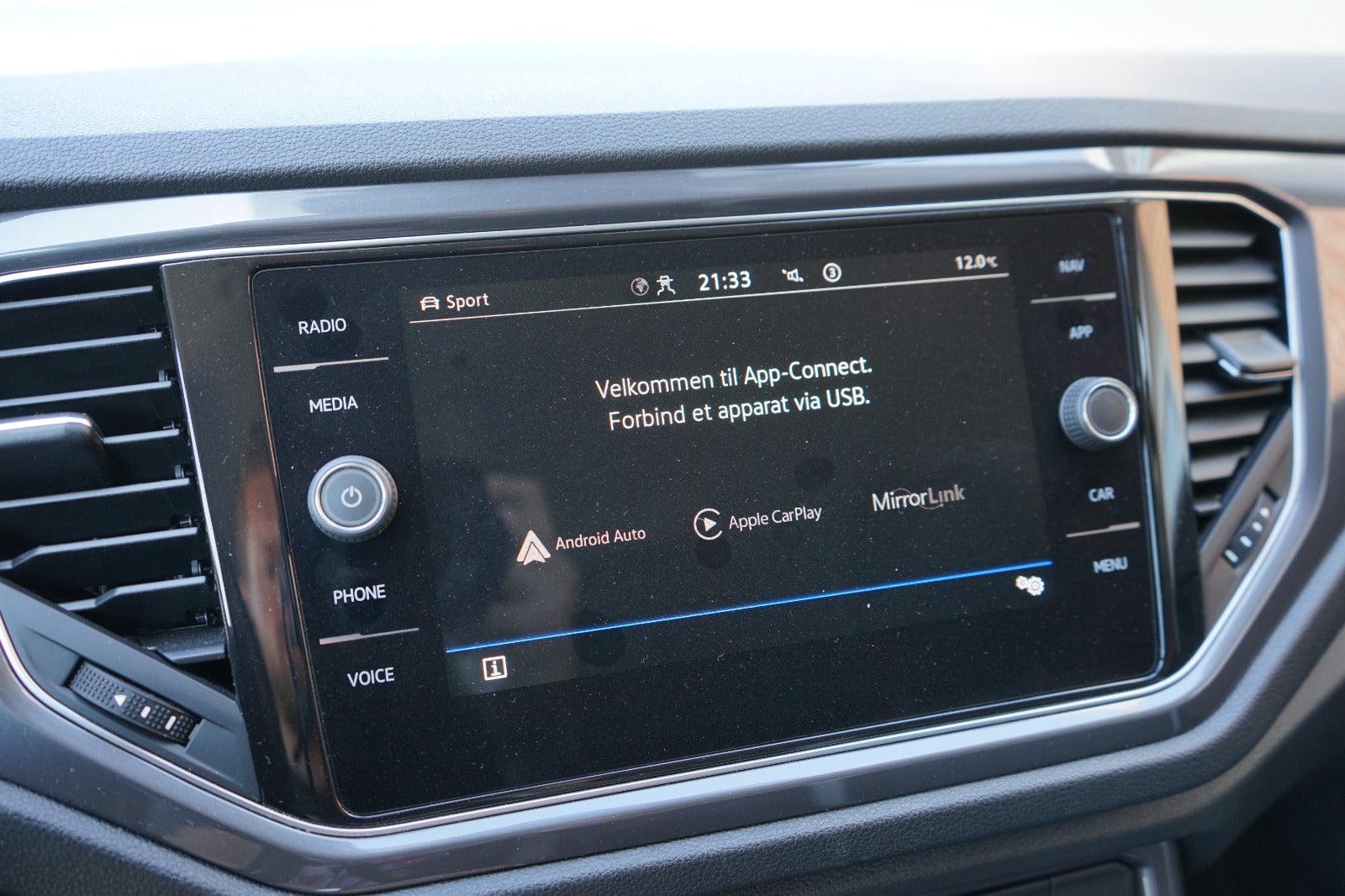 Billede af VW T-Roc 2,0 TDi 150 Style DSG Van