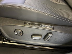 Ford Explorer Select Extended Range