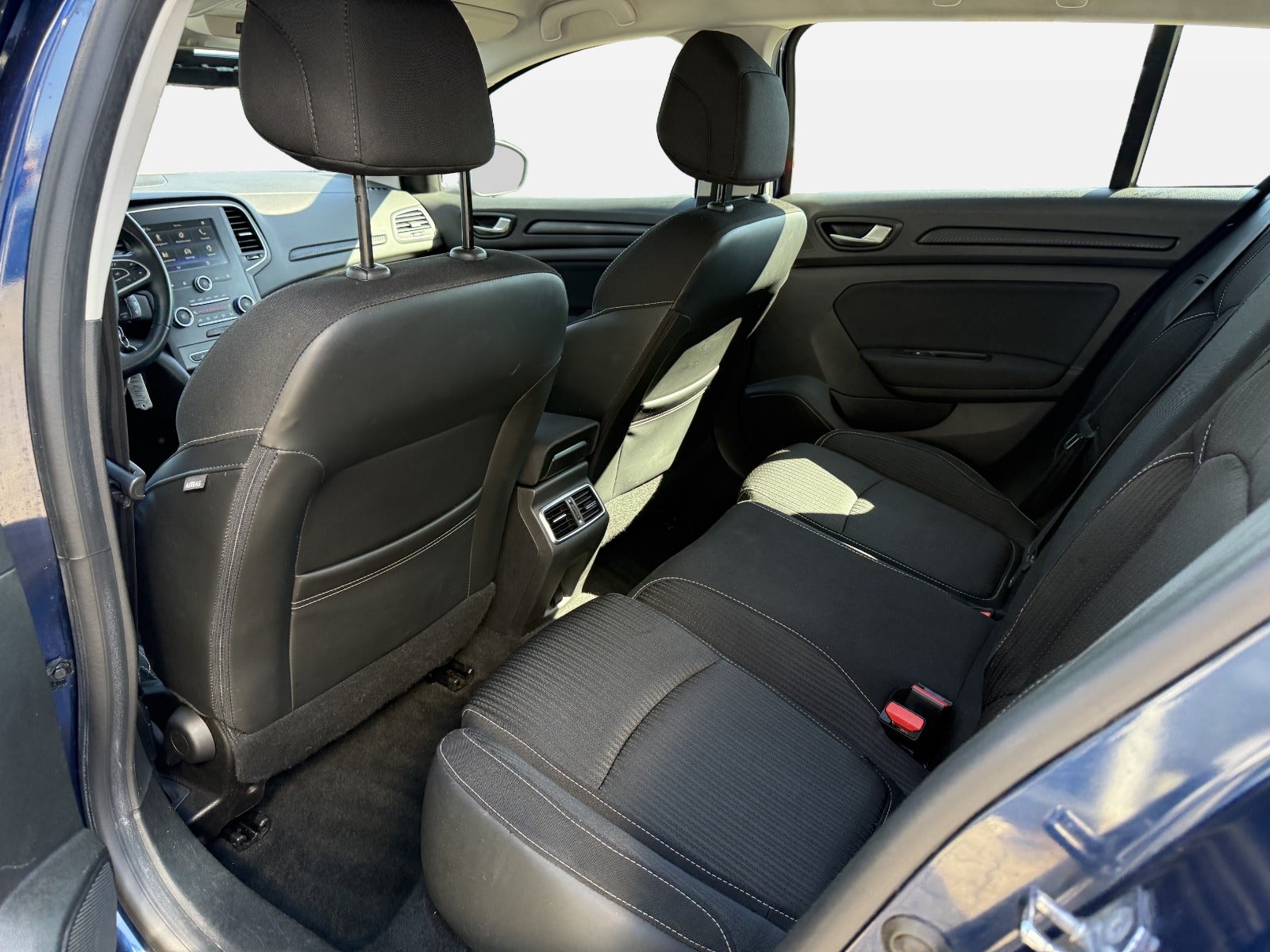 Billede af Renault Megane IV 1,2 TCe 130 Zen Sport Tourer EDC