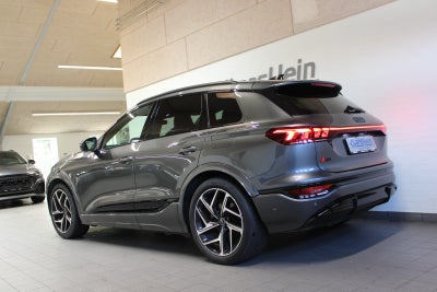 Audi Q6 e-tron S-line performance