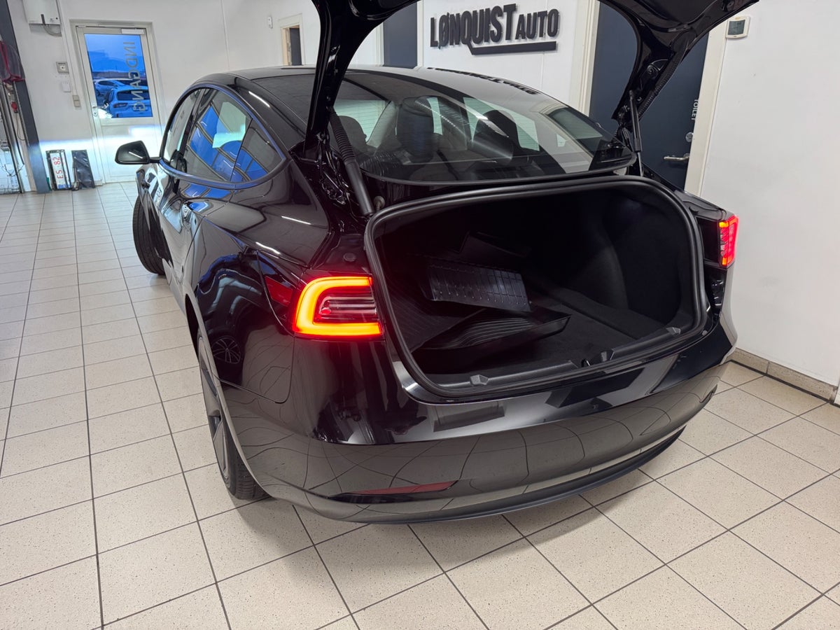 Tesla Model 3 Long Range RWD