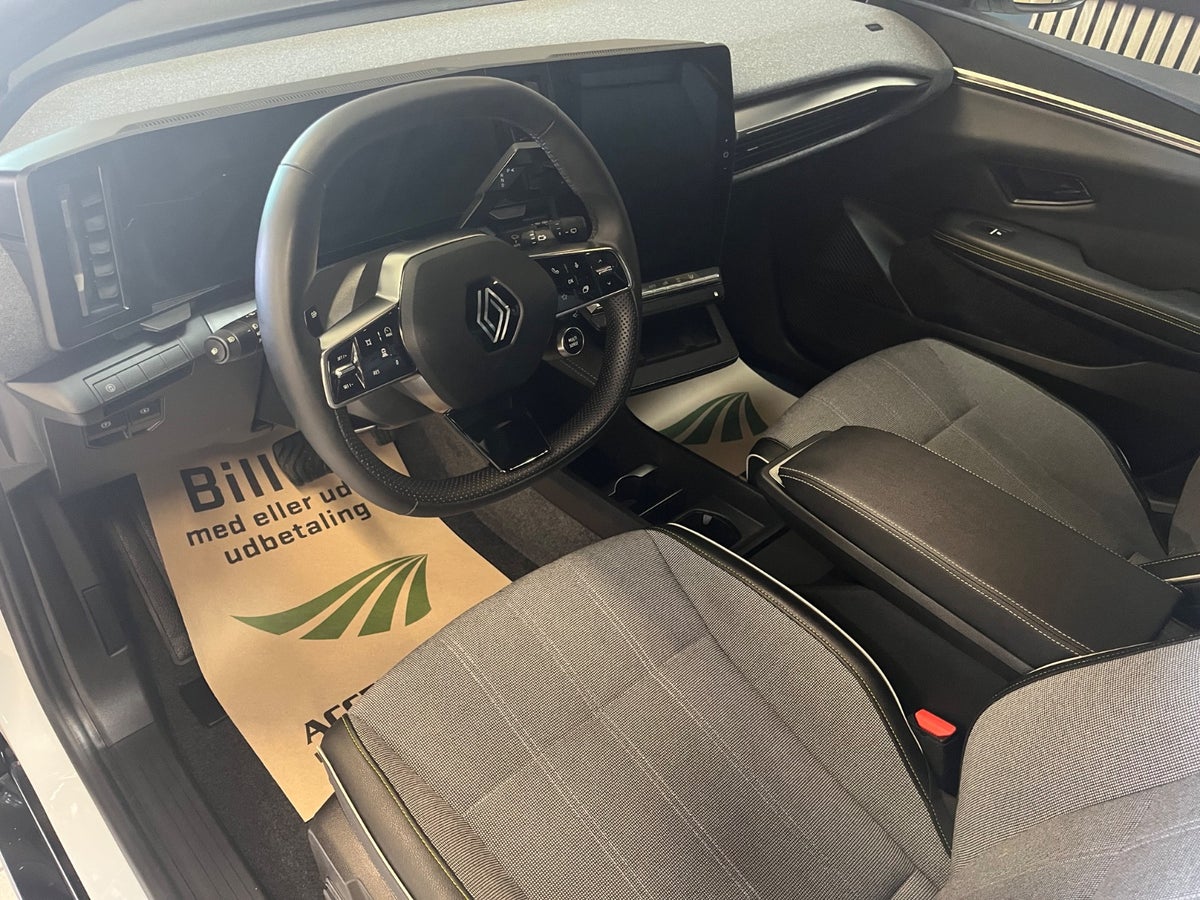 Renault Megane E-Tech Techno+