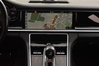 Porsche Panamera Turbo Sport Turismo PDK