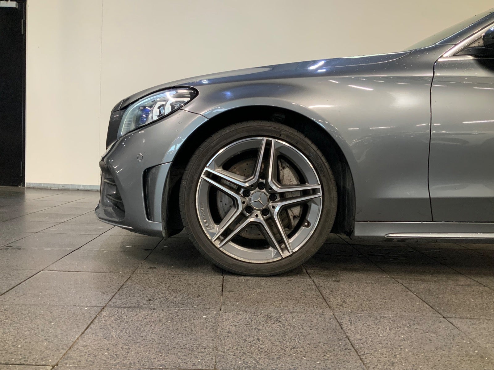 Mercedes-Benz C 300 (3/8)