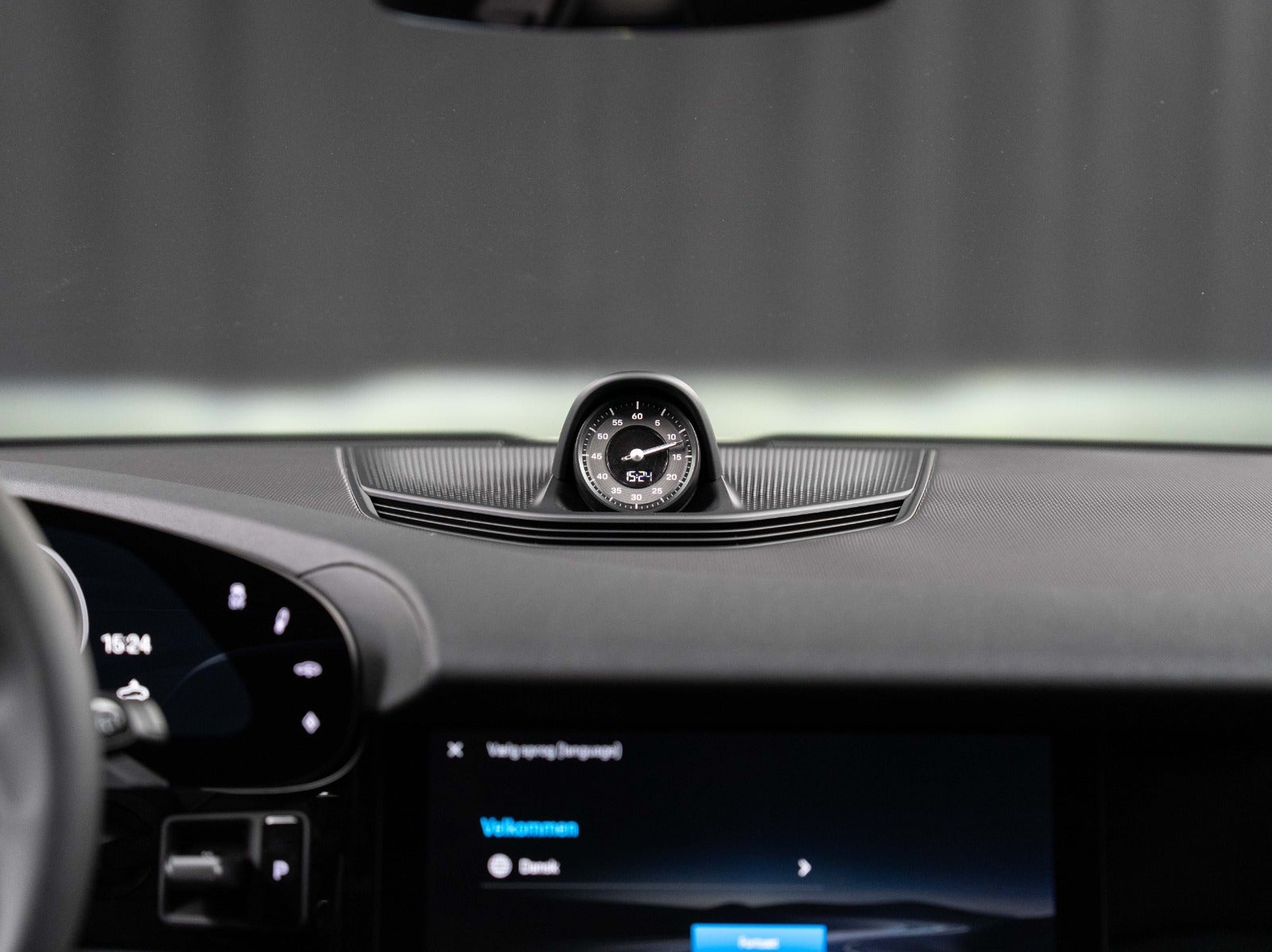 Gallery image 12 of 18