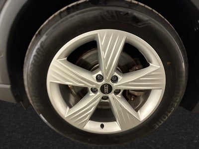 Audi Q4 e-tron 35 Attitude Van