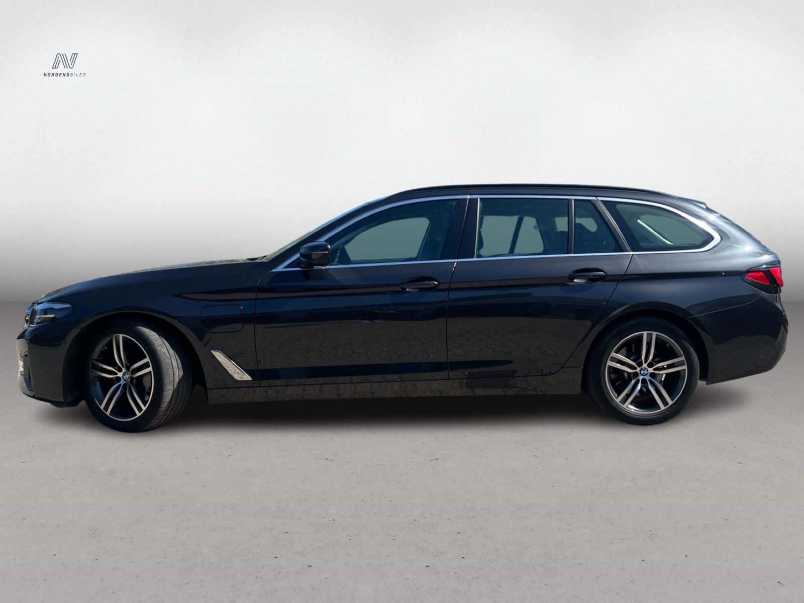 BMW 530e 2021