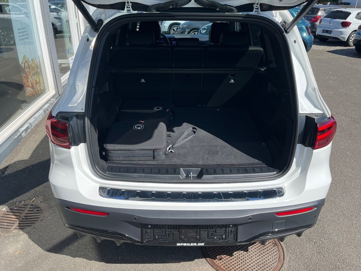 Billede af Mercedes EQB300  AMG Line 4Matic