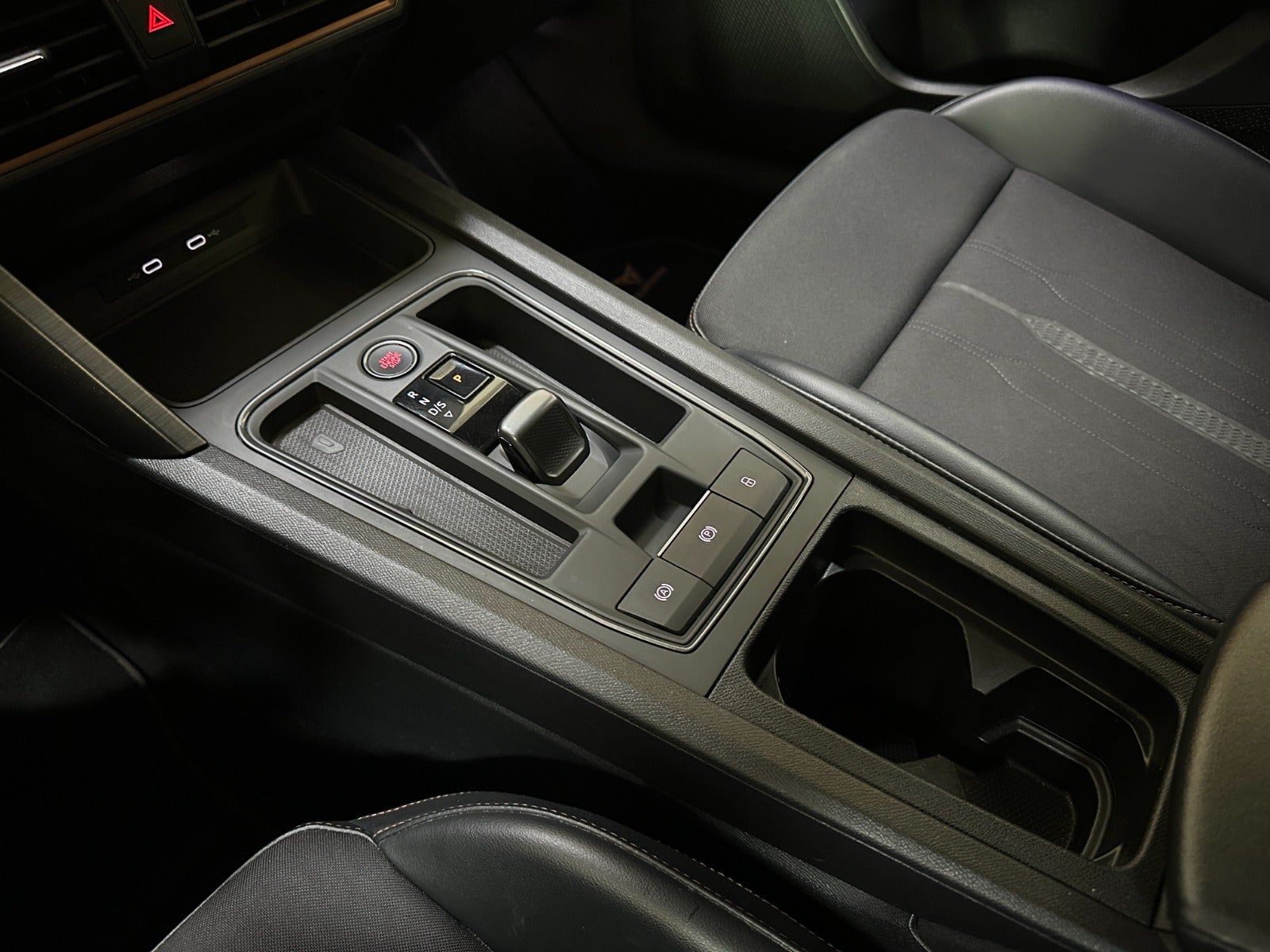 Billede af Cupra Leon 1,4 eHybrid Sportstourer DSG